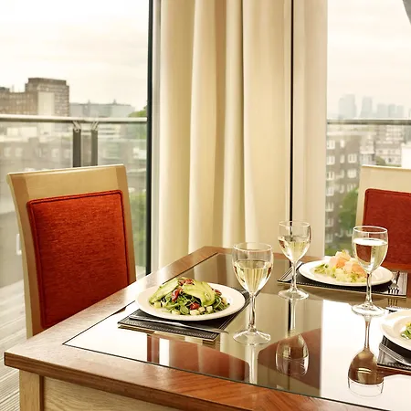 Marlin Apartments - London Bridge Empire Square-2